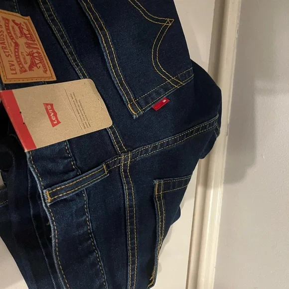 Levi’s jeans - Picture 2 of 4